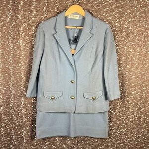 1990s Butte Knit Baby Blue Wool Blazer Jacket‎ with Matching Skirt Size Medium